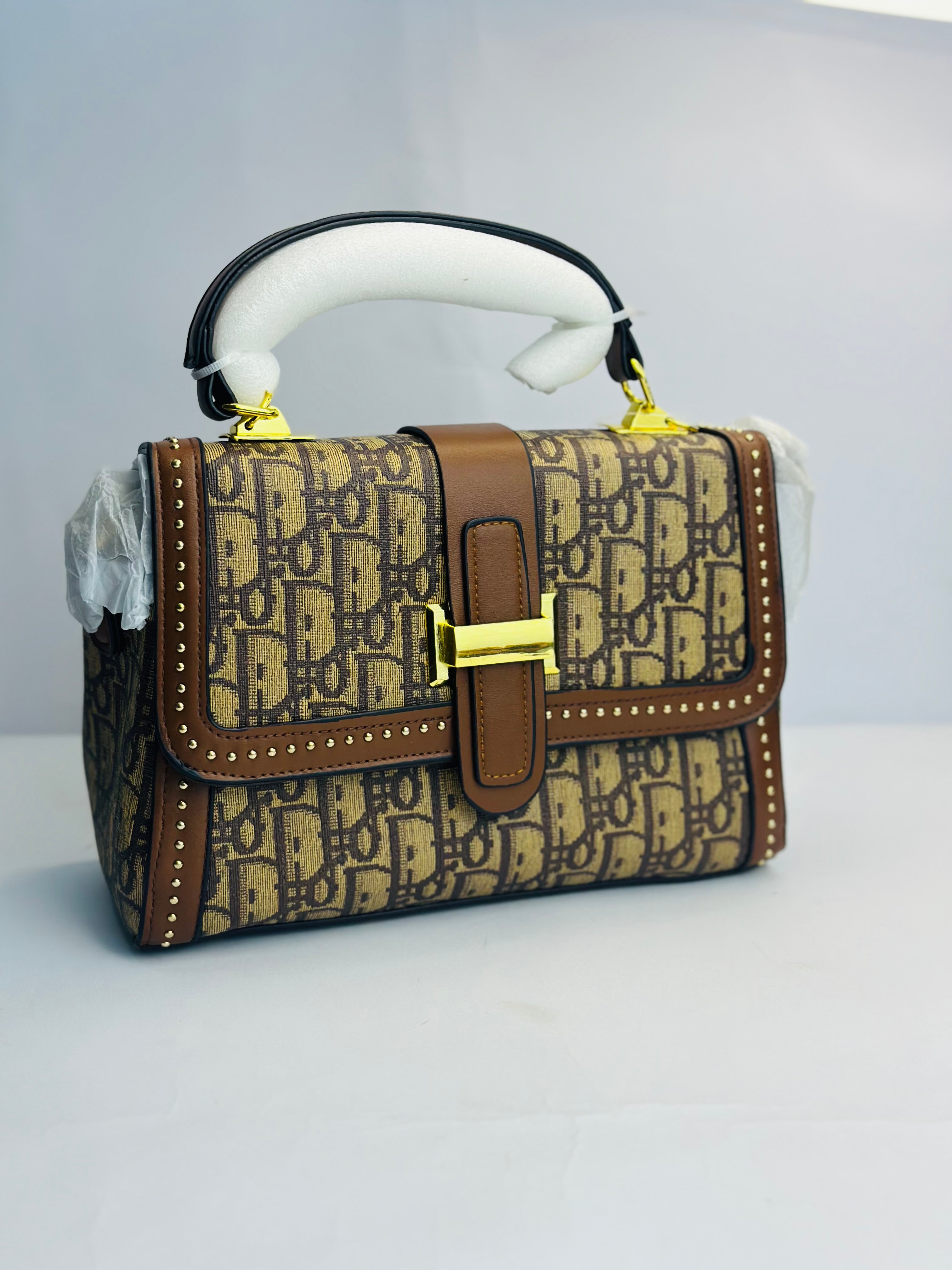 DIOR OBLIQUE HANDBAG WITH GOLD-TONE BUCKLE