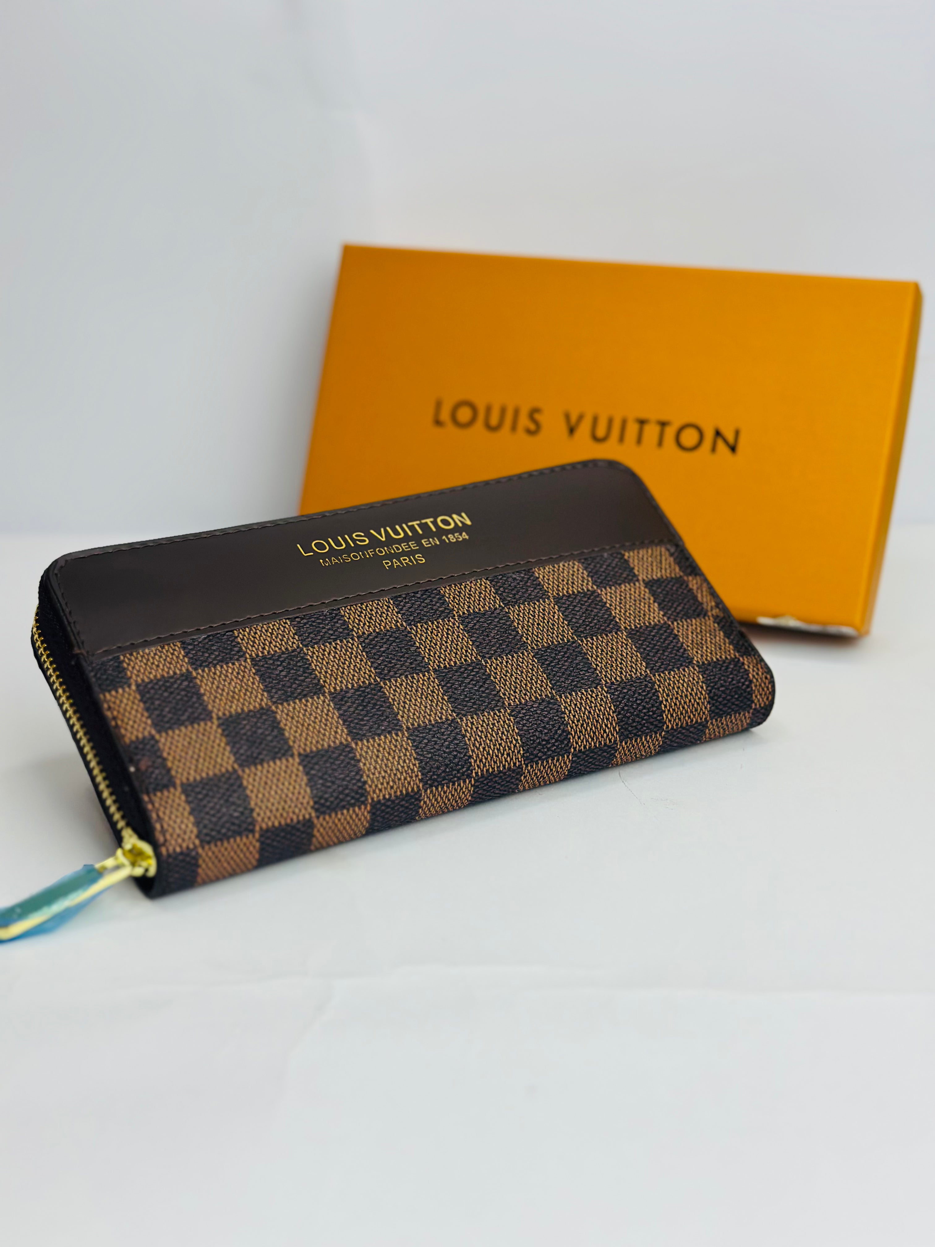LV LONG ZIP WALLET GOLDEN STAMP