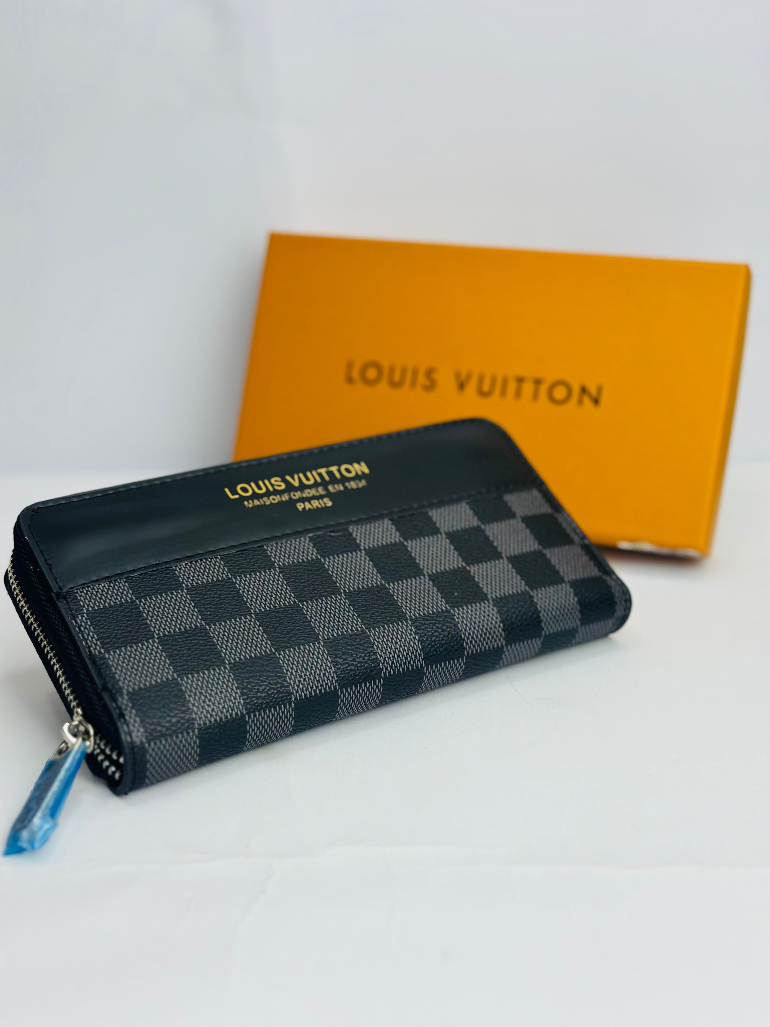 LV LONG ZIP WALLET GOLDEN STAMP
