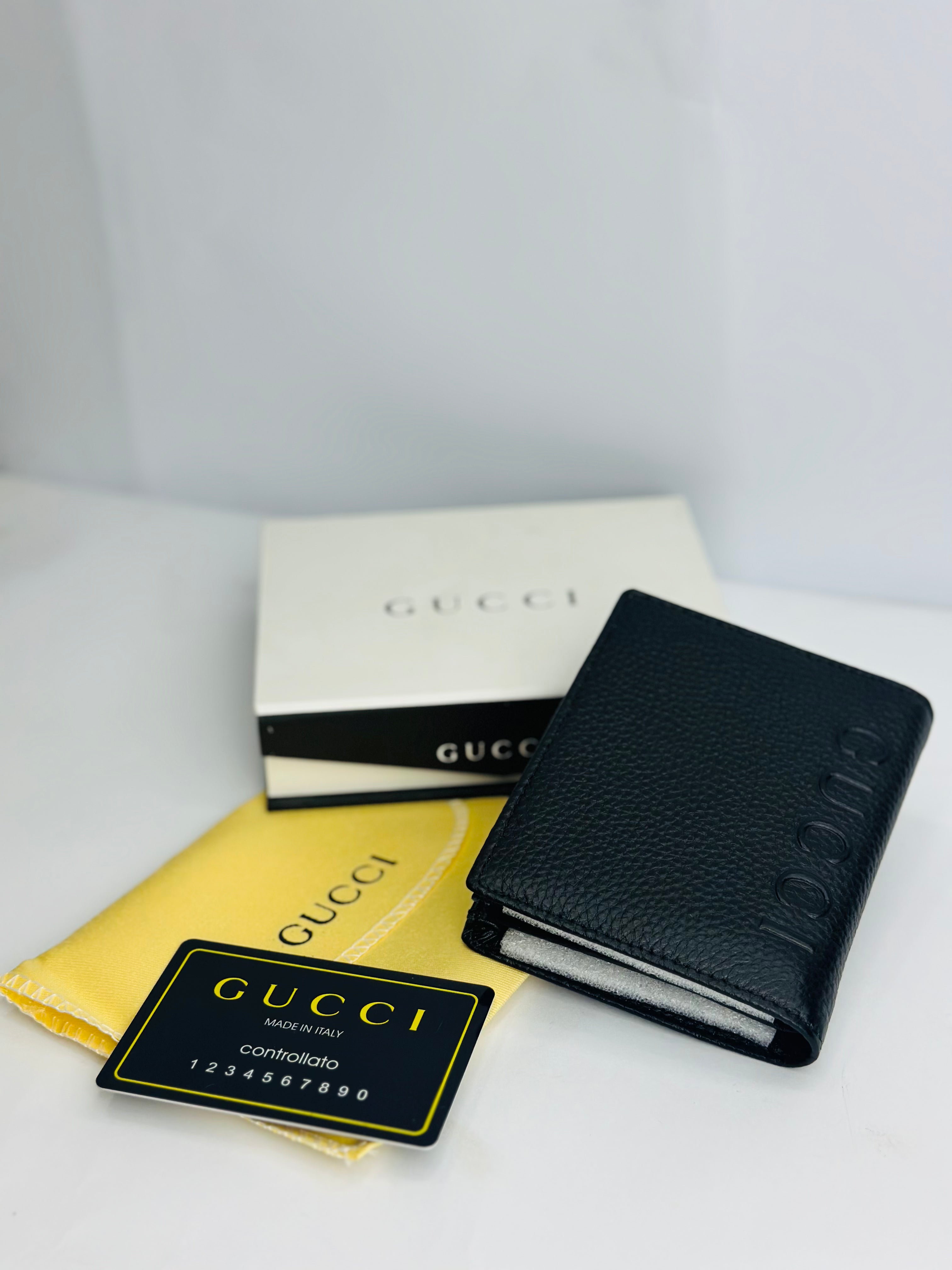 GUCCI SHORT SOFT WALLET-WITH BOX