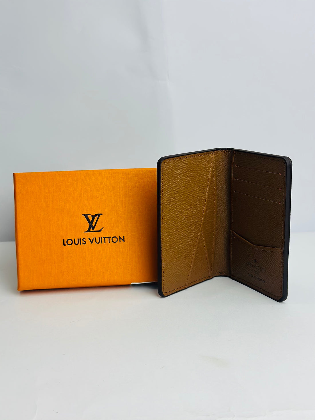 LOUIS VUITTON CARD HOLDER FLAP
