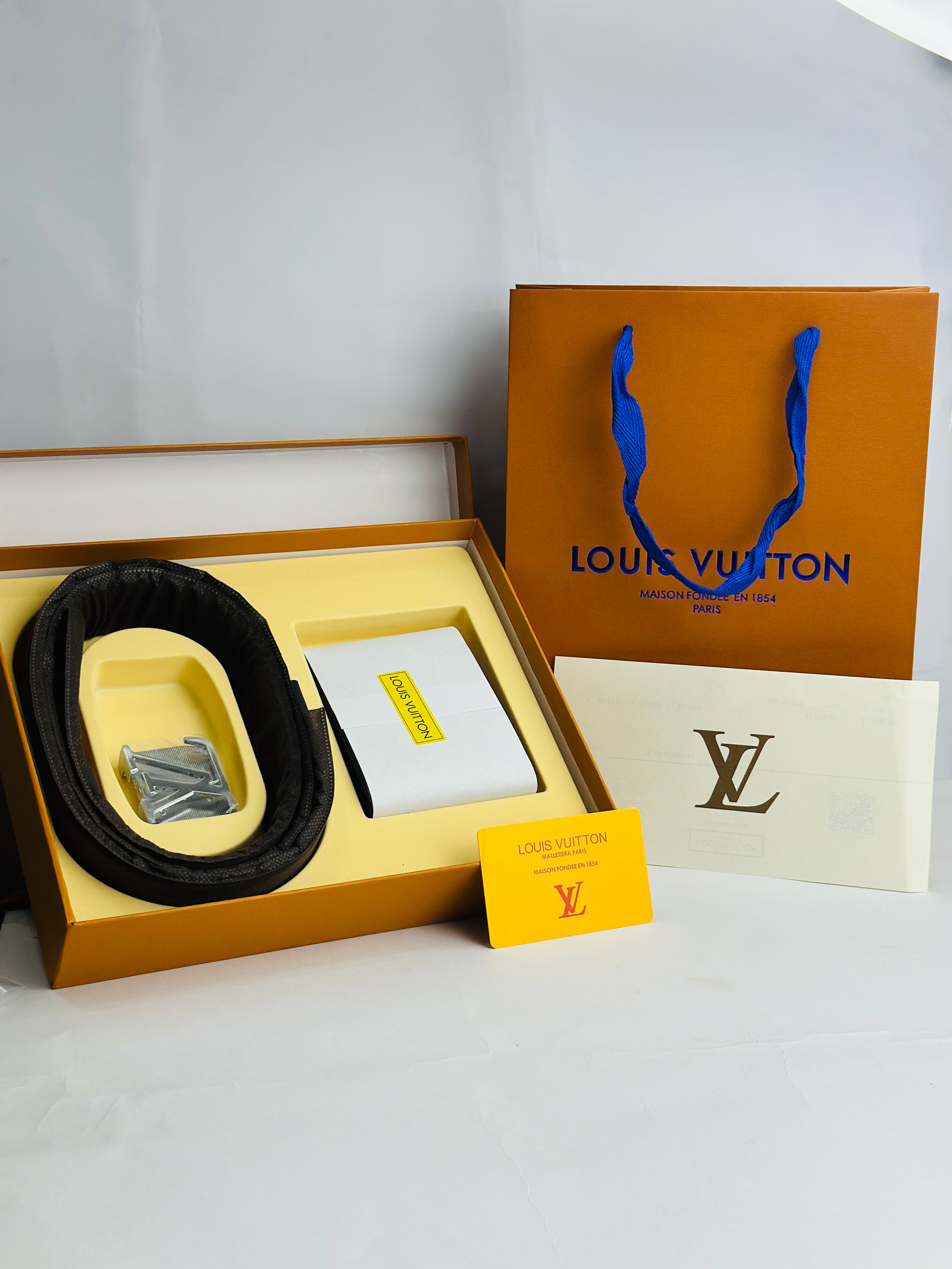 LOUIS VUITTON GIFT PACK