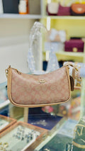 COACH HAND BAG