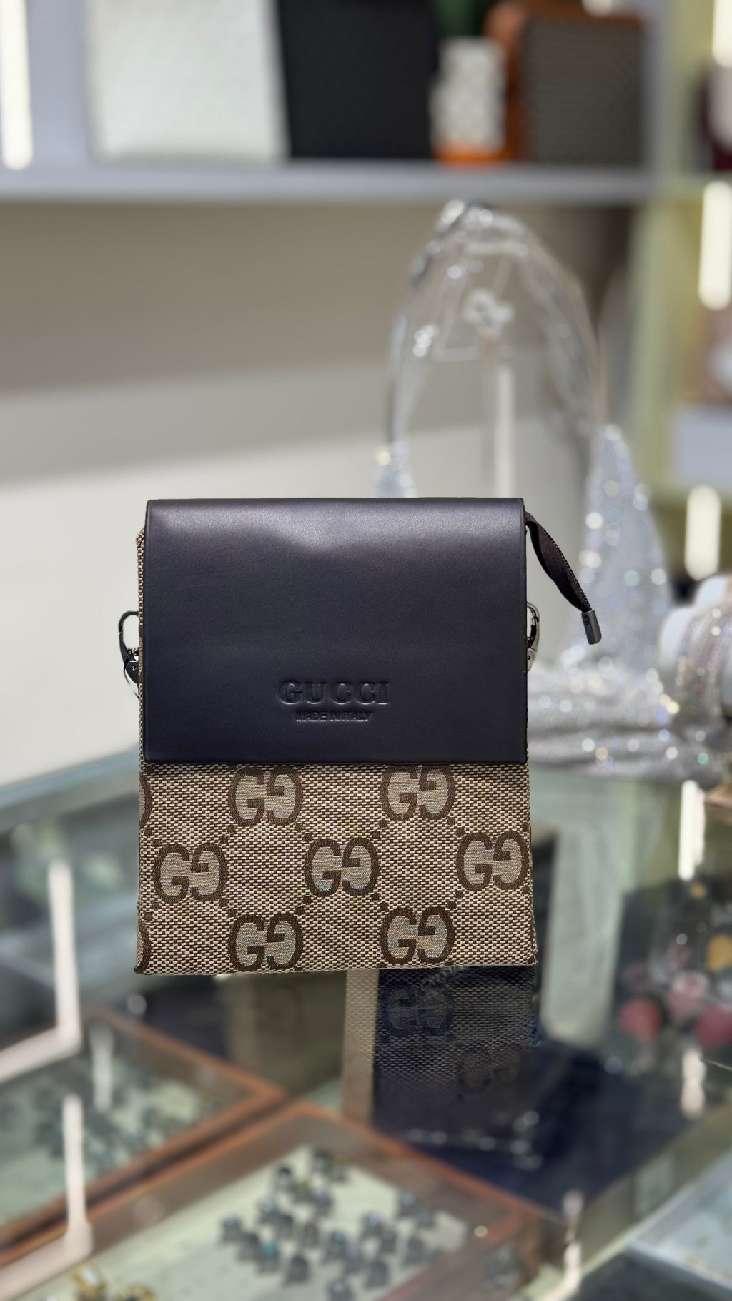 GUCCI SHOULDER BAG